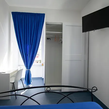 Knight House ナポリ